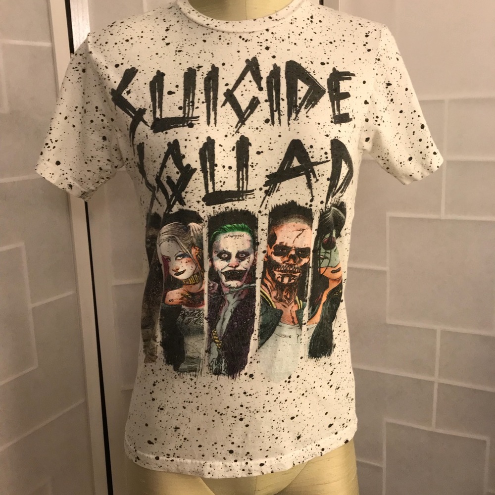 Suicide Squad paint splat tee size small